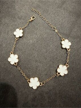Kohl's White Clover Charm Bracelet - Gold-Tone Chain
